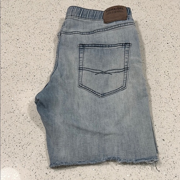 LEVI'S Distressed Stretch Comfort Men's Raw Hem Denim Shorts Size Medium 34” - Picture 10 of 12